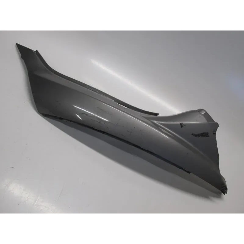 Cache carenage coque arriere gauche PIAGGIO MP3 400 LT 2008-2011 IE SPORT