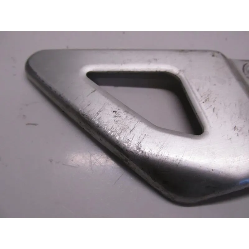 Protection repose pied droit SUZUKI SV 650 N 1999-2002