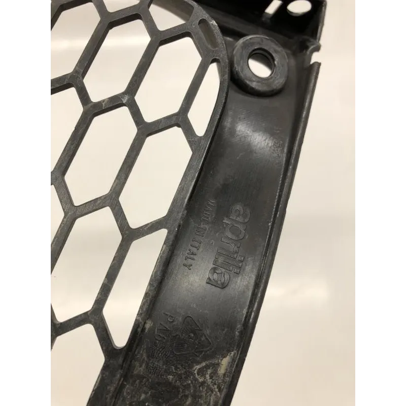 Cache carenage centrale sabot APRILIA RS4 50 2011-2019