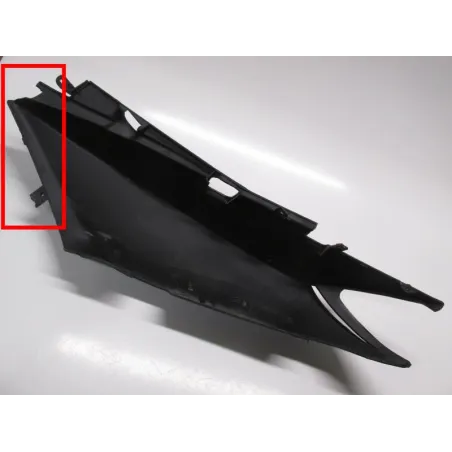 Cache carenage coque arriere droit YAMAHA XP 500 2001-2003 TMAX