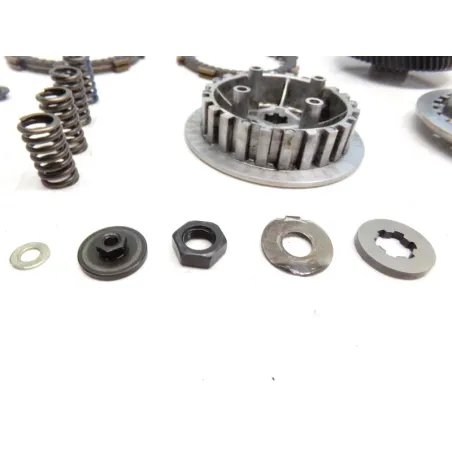 Embrayage YAMAHA YBR 125 2005-2006