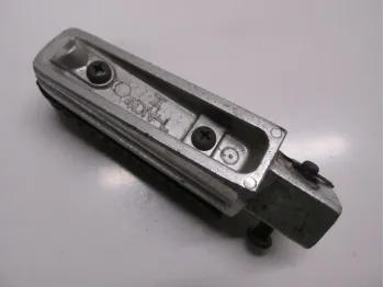 Repose pieds arriere gauche YAMAHA YPR 125 2006-2009 XMAX