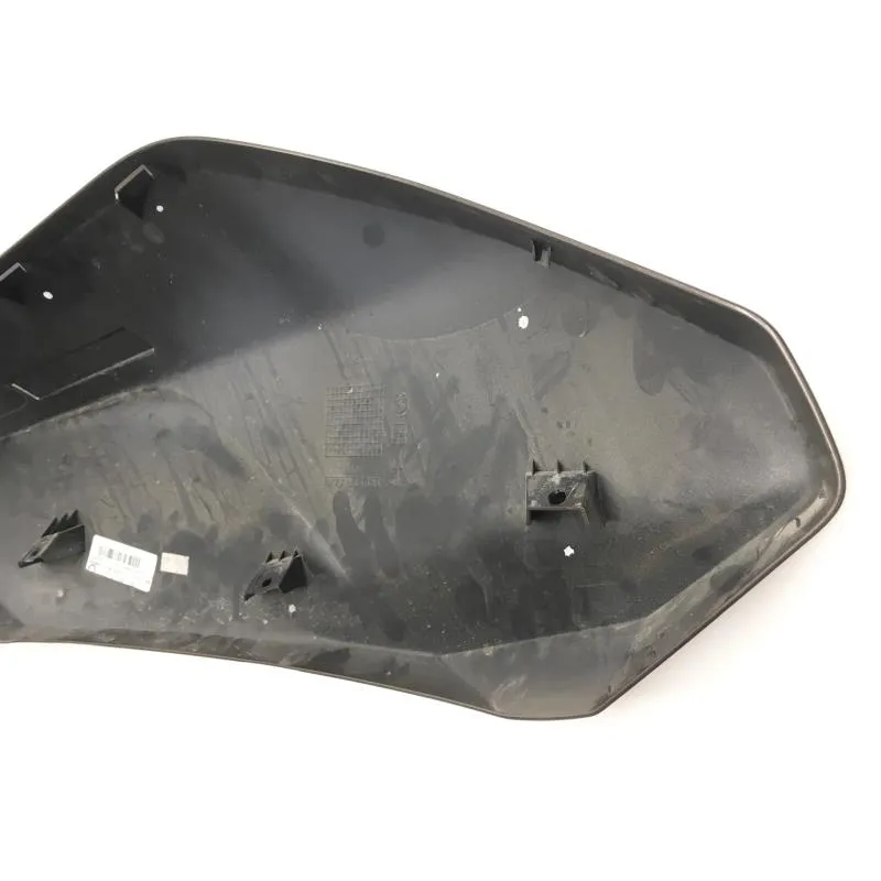Cache carenage coque arriere gauche BMW C 650 GT 2016-2019 K19