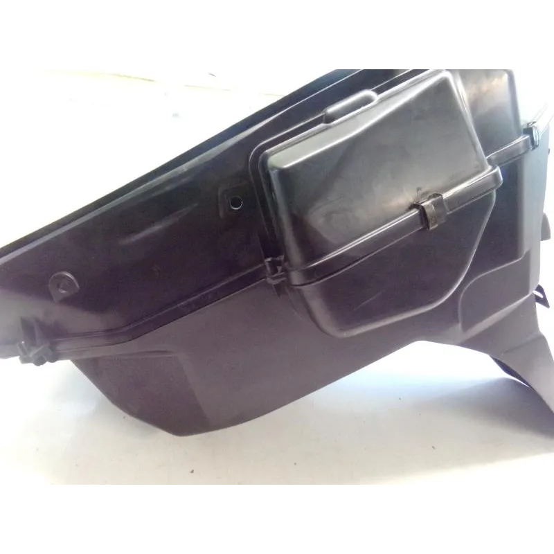 Coffre sous selle SUZUKI AN 400 2007-2010 BURGMAN