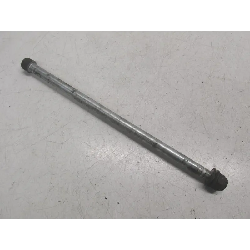 Axe de roue arriere SUZUKI RV 50 1973-1983 VANVAN