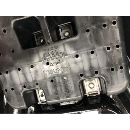 Garde boue arriere TRIUMPH THRUXTON 1200 2016-2019