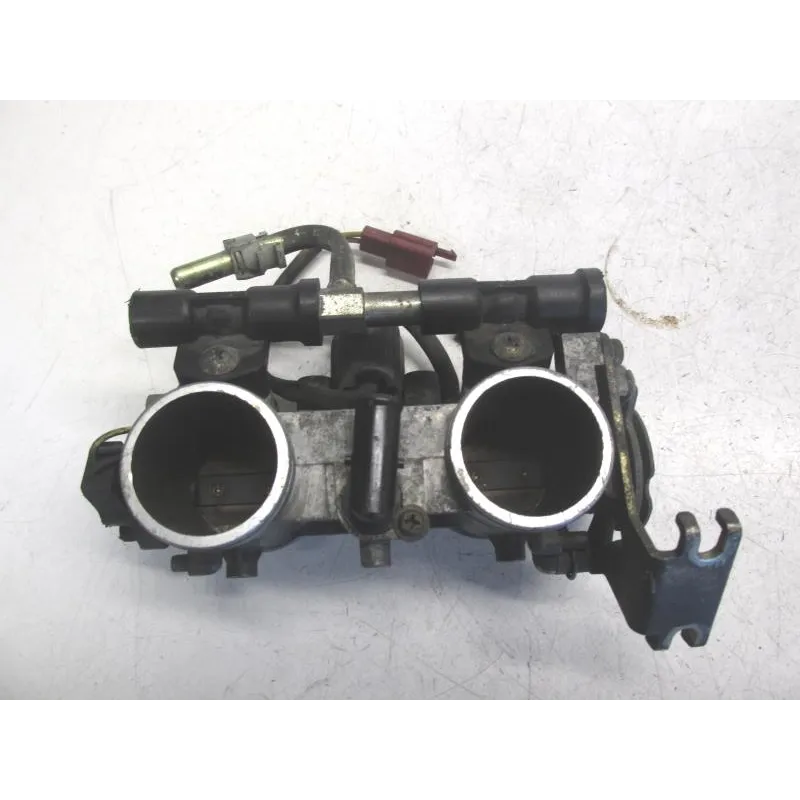 Rampe d'injection SUZUKI AN 650 2003-2012 BURGMAN
