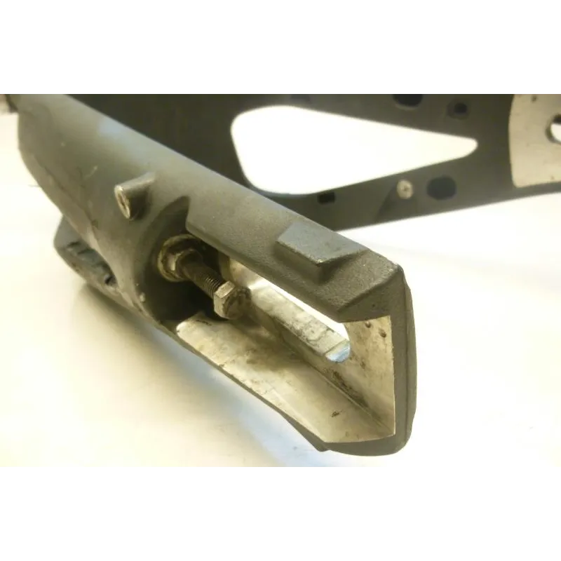 Bras oscillant TRIUMPH DAYTONA 675 2006-2008