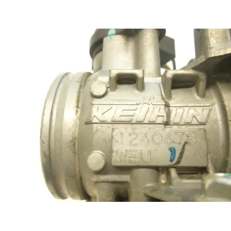 Rampe d'injection TRIUMPH DAYTONA 675 2006-2008