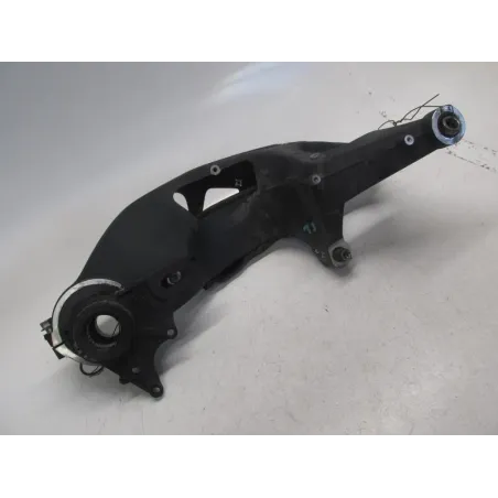 Bras oscillant TRIUMPH SPEED TRIPLE 1050 2011-2015