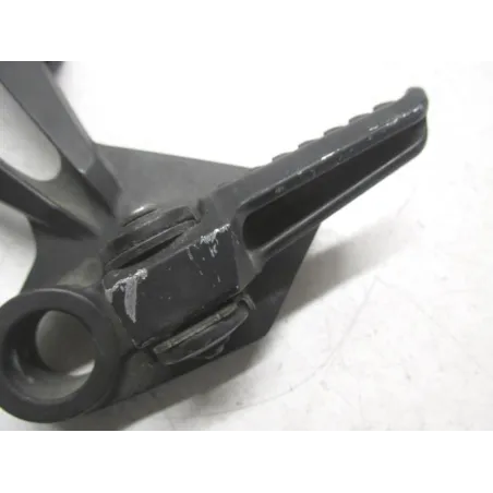 Platine et repose pieds arriere gauche KAWASAKI Z 750 2007-2010