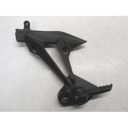 Platine et repose pieds arriere gauche KAWASAKI Z 750 2007-2010