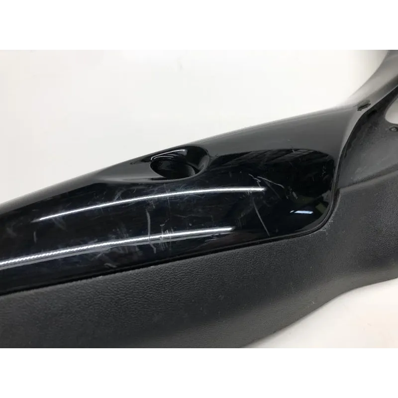 Cache carenage coque arriere droit SUZUKI SFV 650 2009-2016 GLADIUS