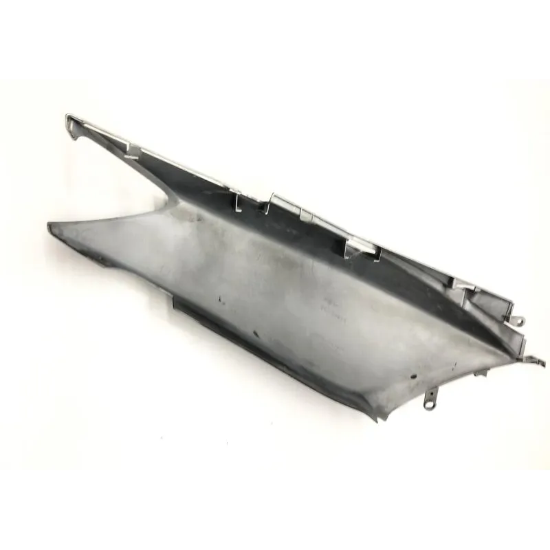 Cache carenage coque arriere gauche YAMAHA XP 500 2001-2007 TMAX