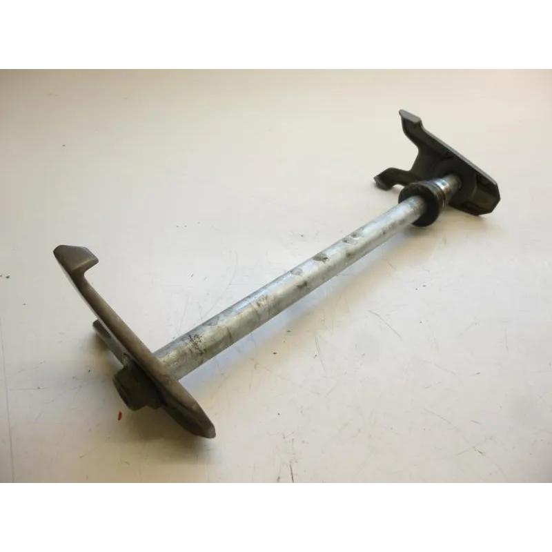 Axe de roue arriere KAWASAKI Z 800 E 2013-2016