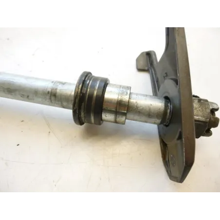 Axe de roue arriere KAWASAKI Z 800 E 2013-2016