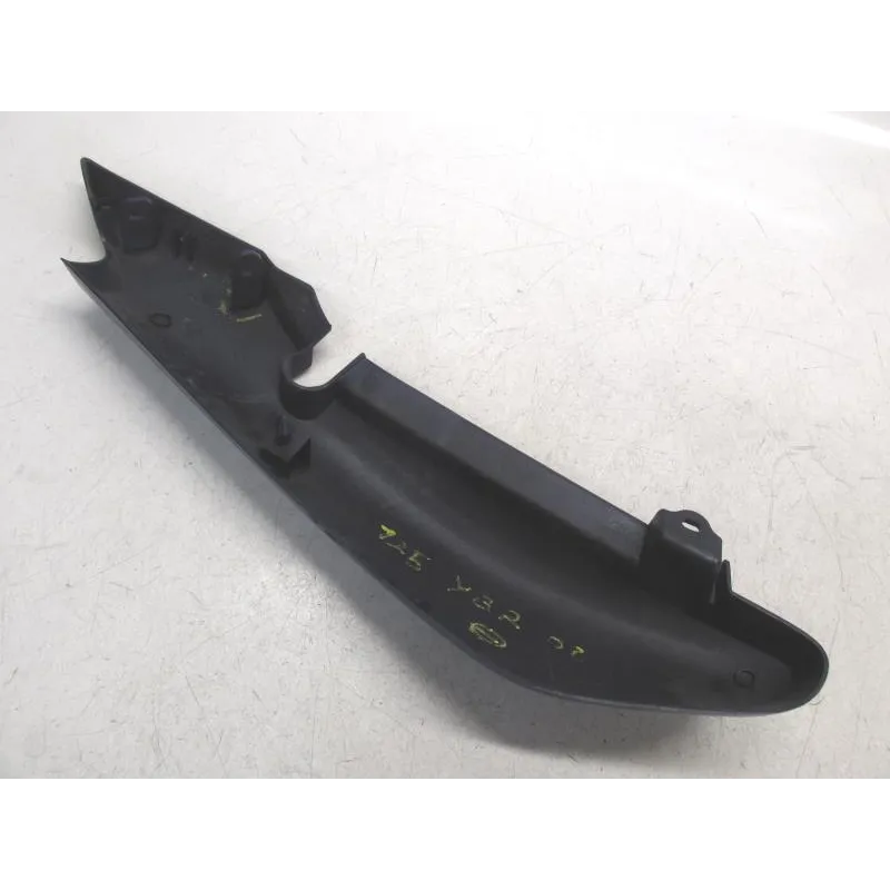 Cache carenage coque arriere gauche YAMAHA YBR 125 2007-2009