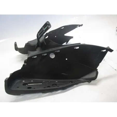 Plancher marche pied YAMAHA YPR 125 2010-2013 XMAX ABS