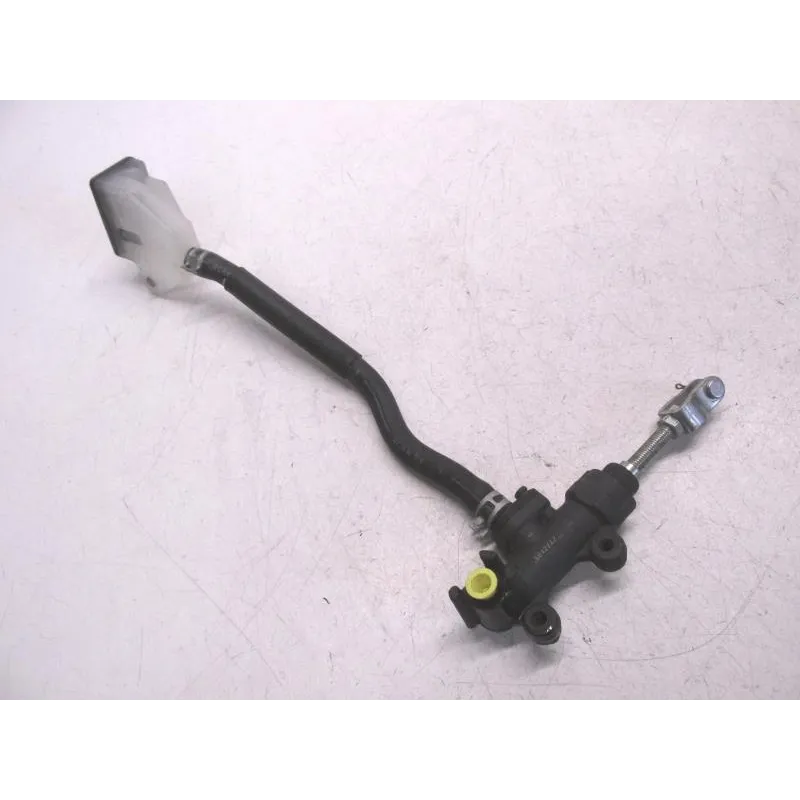 Maitre cylindre frein arriere SUZUKI GS 500 E 2003-2006