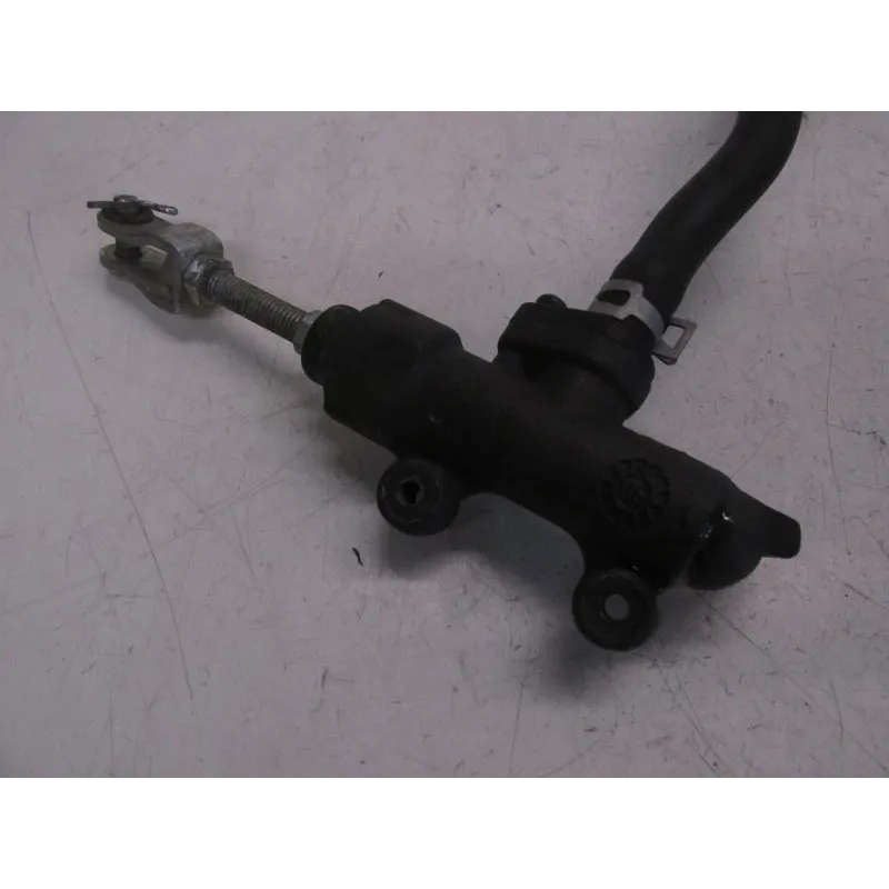 Maitre cylindre frein arriere SUZUKI GS 500 E 2003-2006