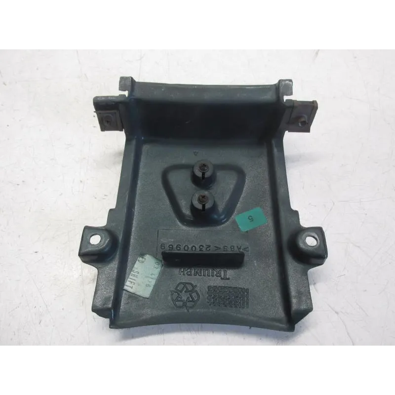 Cache jonction coque arriere TRIUMPH TROPHY 900 1996-2001