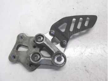 Platine avant gauche SUZUKI GSXR 1000 2007-2008