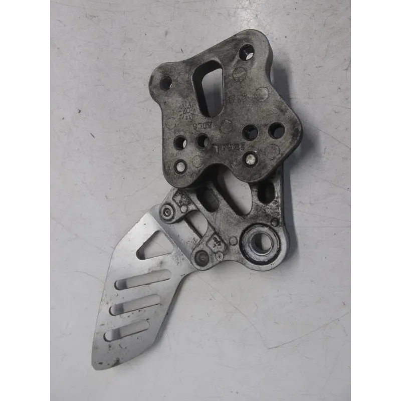 Platine avant gauche SUZUKI GSXR 1000 2007-2008