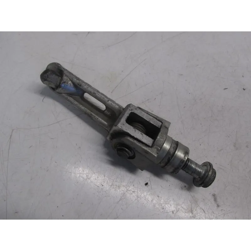 Repose pieds avant droit SUZUKI GSXR 1000 2007-2008