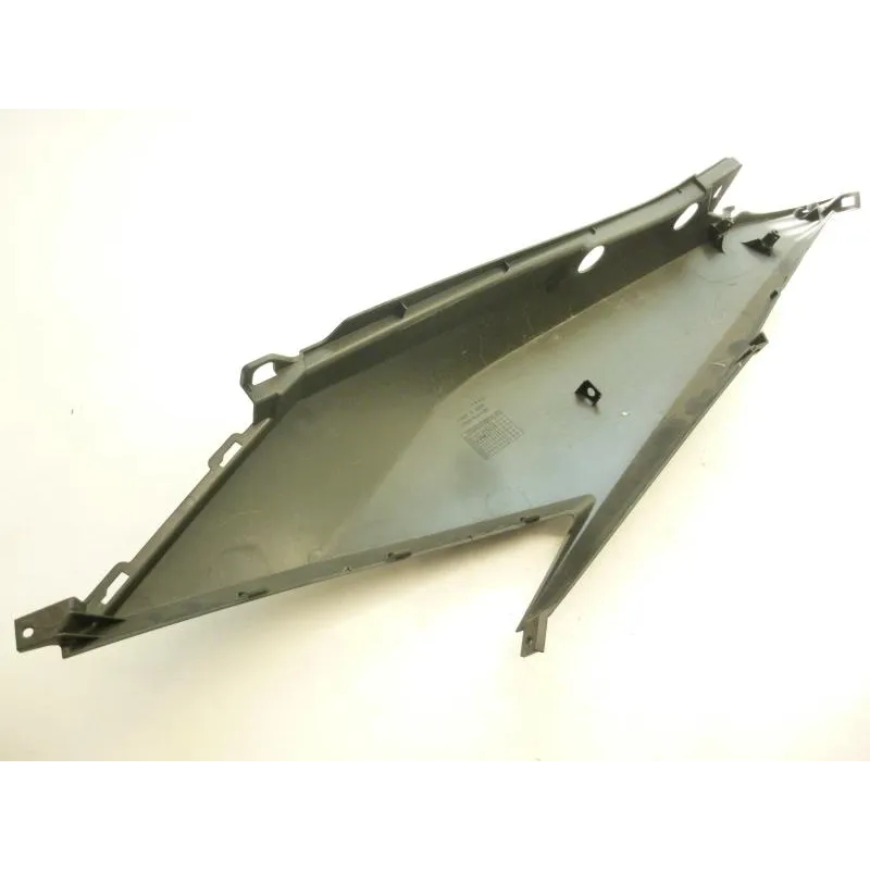 Cache carenage coque arriere droit HONDA NSS 125 2015-2017 FORZA
