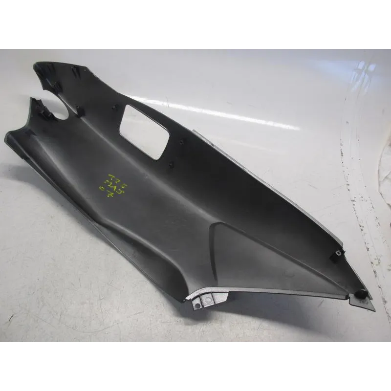 Cache carenage coque arriere gauche YAMAHA YP 125 2007-2009 MAJESTY