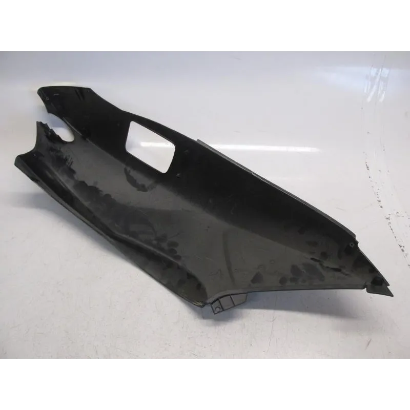 Cache carenage coque arriere gauche YAMAHA YP 125 2003-2006 MAJESTY