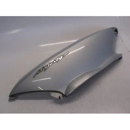 Cache carenage coque arriere gauche YAMAHA YP 125 2001-2002 MAJESTY