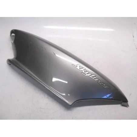 Cache carenage coque arriere droit YAMAHA YP 125 2001-2002 MAJESTY