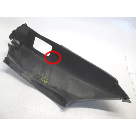 Cache carenage coque arriere gauche YAMAHA YP 125 2001-2002 MAJESTY