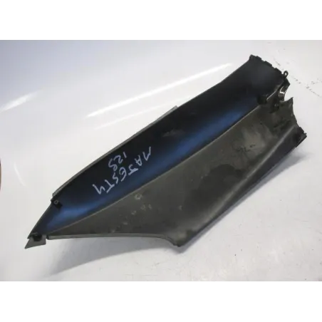 Cache carenage coque arriere droit YAMAHA YP 125 2001-2002 MAJESTY