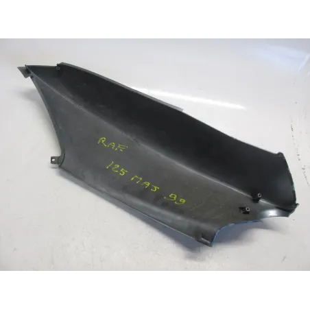 Cache carenage coque arriere droit YAMAHA YP 125 1998-2000 MAJESTY