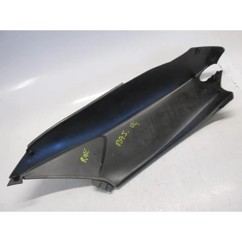 Cache carenage coque arriere droit YAMAHA YP 125 2003-2006 MAJESTY