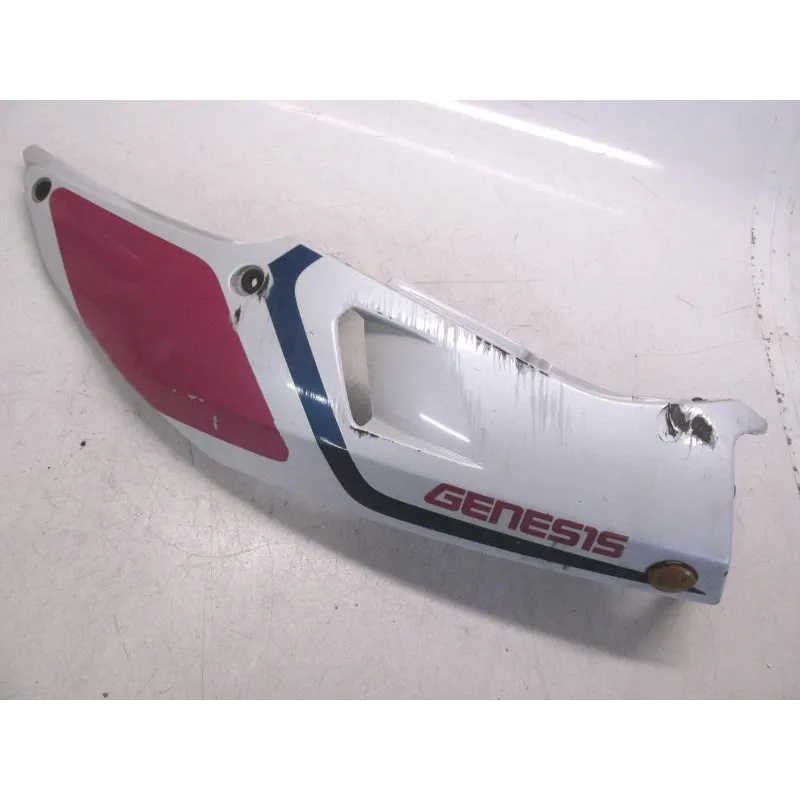 Cache carenage coque arriere gauche YAMAHA YZF 750 R 1993-1996