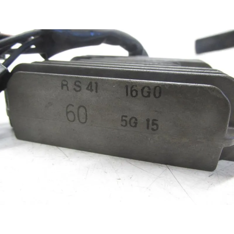 Regulateur charge batterie SUZUKI SV 650 N 2003-2006