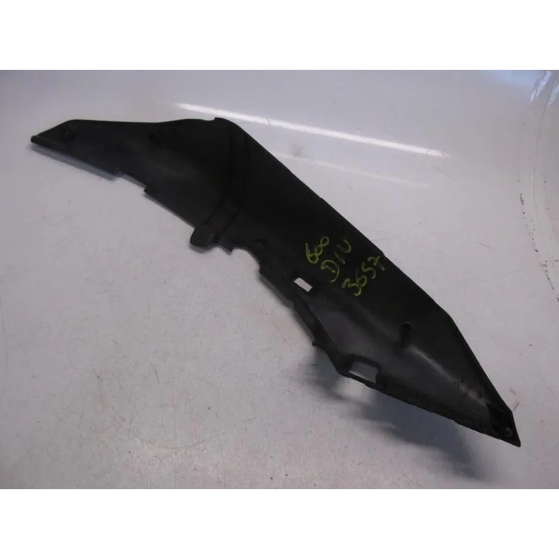 Cache carenage coque arriere gauche YAMAHA XJ 600 N 1995-1998