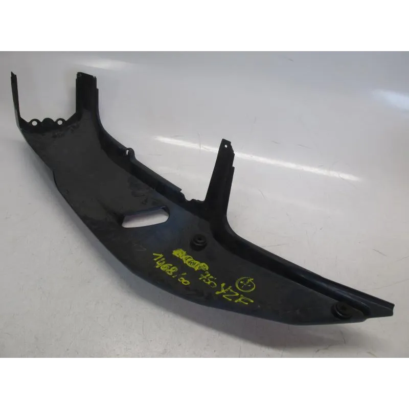 Cache carenage coque arriere gauche YAMAHA YZF 750 R 1993-1996