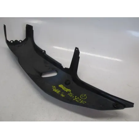 Cache carenage coque arriere gauche YAMAHA YZF 750 R 1993-1996