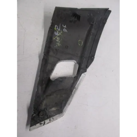 Cache flanc de carenage droit YAMAHA FZ 600 1986-1987