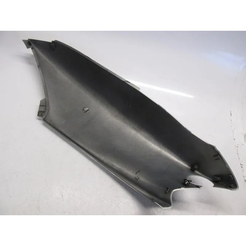 Cache carenage coque arriere droit YAMAHA YP 125 2001-2002 SKYLINER