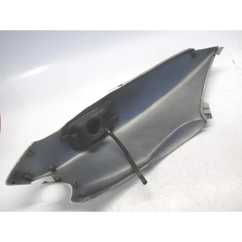 Cache carenage coque arriere gauche YAMAHA YP 125 2001-2002 SKYLINER