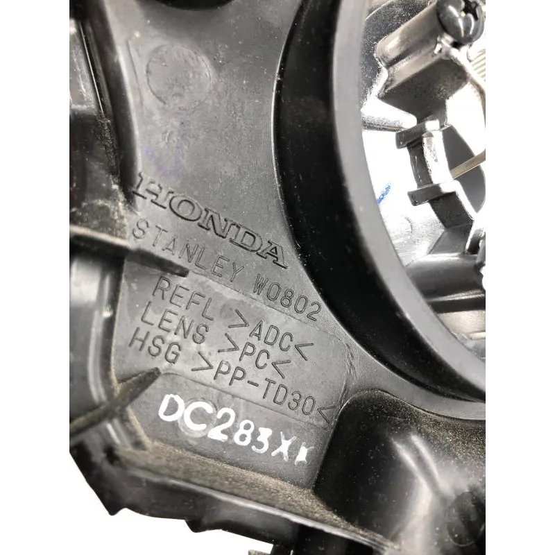 Optique (feux)(phare) HONDA SH 125 2013-2016