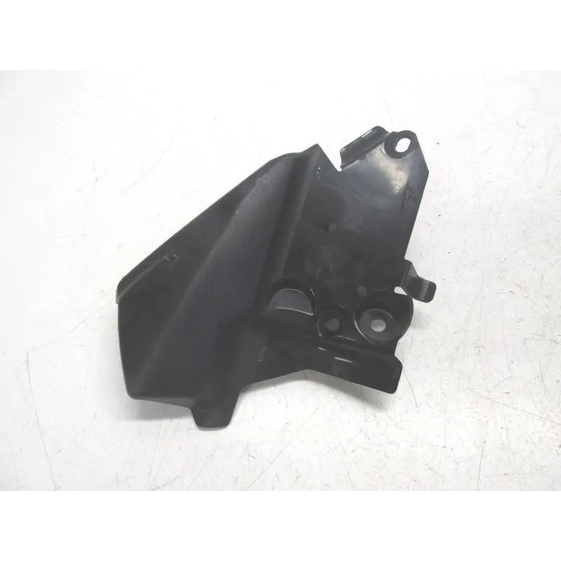Cache interieur carenage TRIUMPH STREET TRIPLE 675 2007-2011