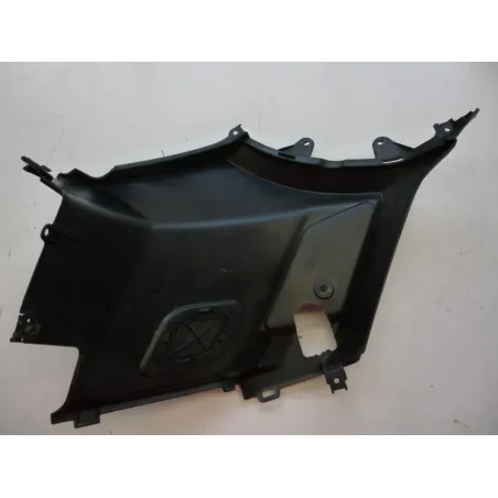 Cache carenage sous selle droit PEUGEOT KISBEE 50 2016-2017 4T