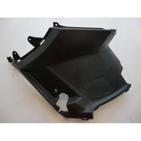 Cache carenage sous selle droit PEUGEOT KISBEE 50 2016-2017 4T