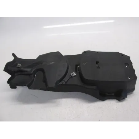 Passage de roue TRIUMPH STREET TRIPLE R 675 2009-2011